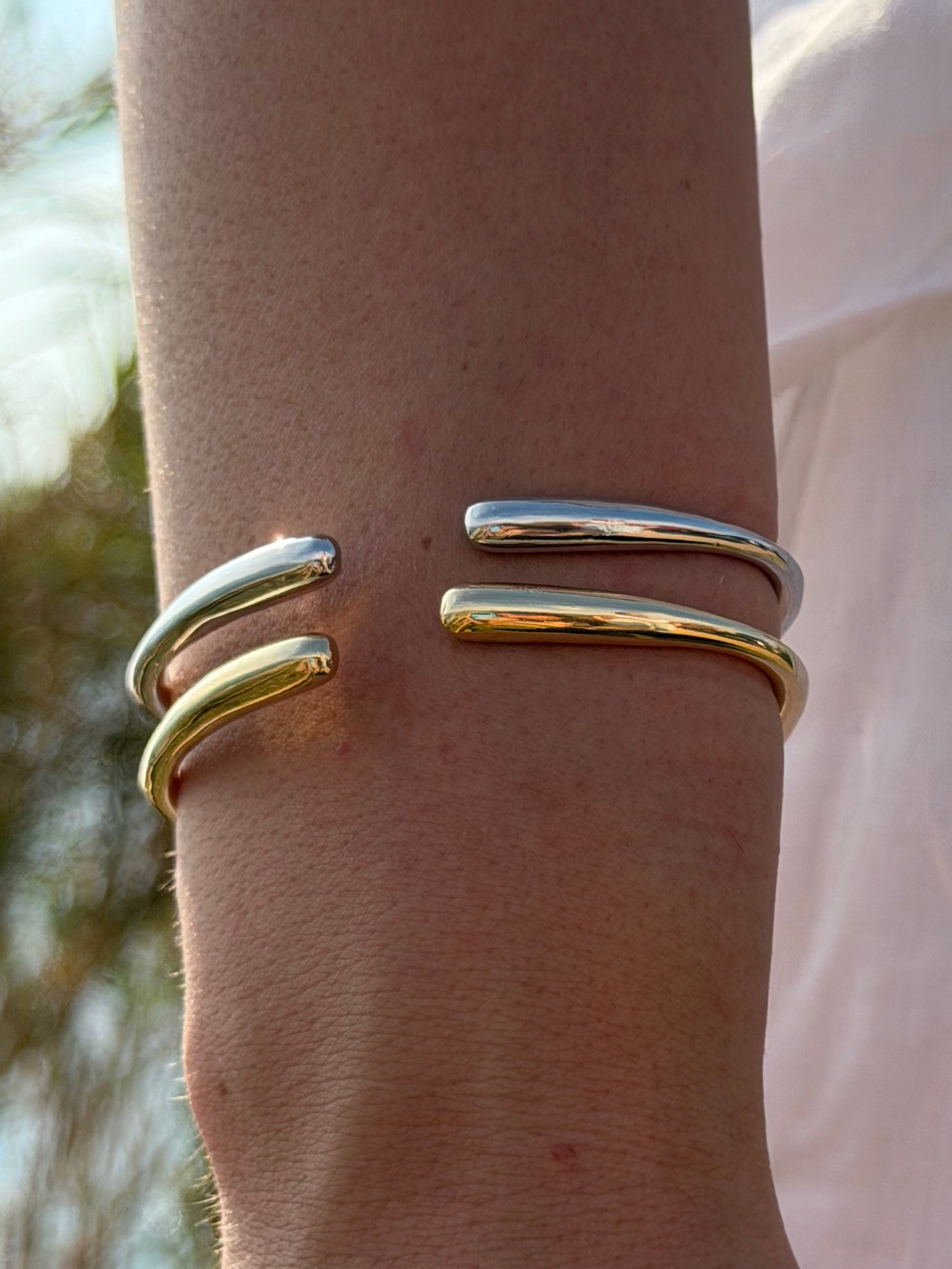 Gloss band